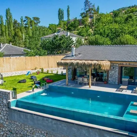 Kaya Serenity ''dogada Ki Eviniz'' Hotel Bayirkoy (Seydikemer)